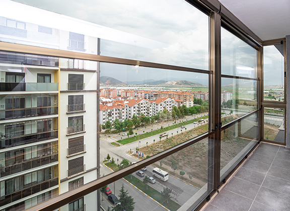 Giyotin Cam Balkon